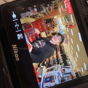 Meet your Posher, Ethan